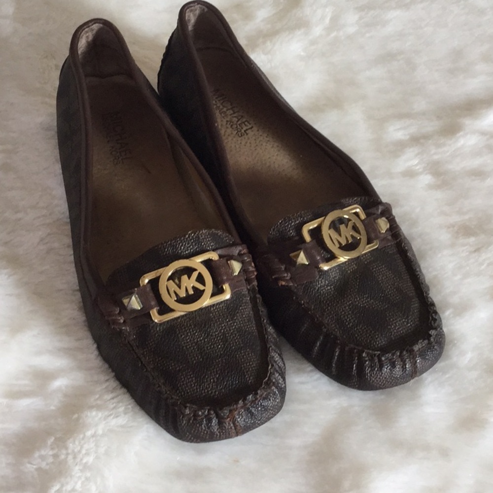 Michael kors moccasins size8
